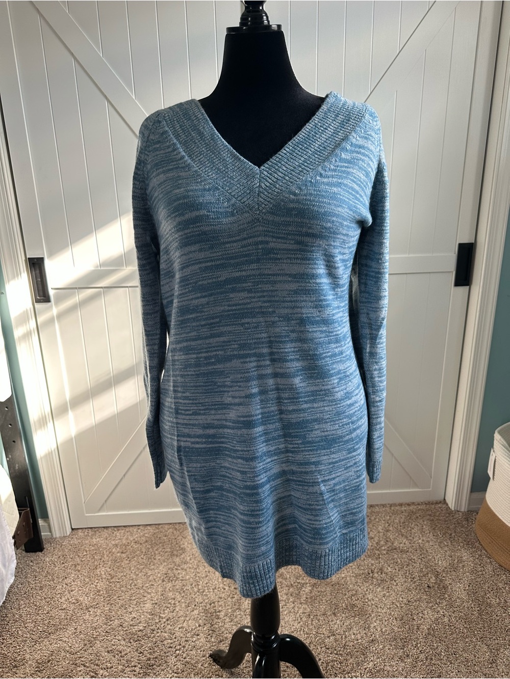 White House Black Market XL Blue Marled Knit V-Neck Sweater Dress